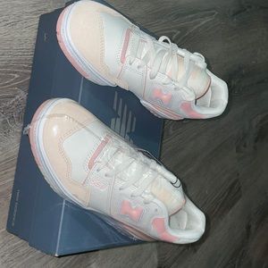 New balance 550 never worn need them off my hands asap thank you :)